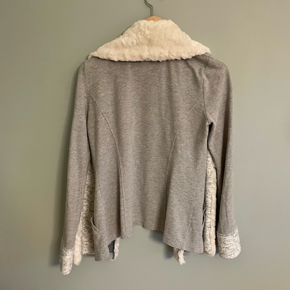 Anthropologie Saturday Sunday faux fur cardigan - Picture 3 of 4